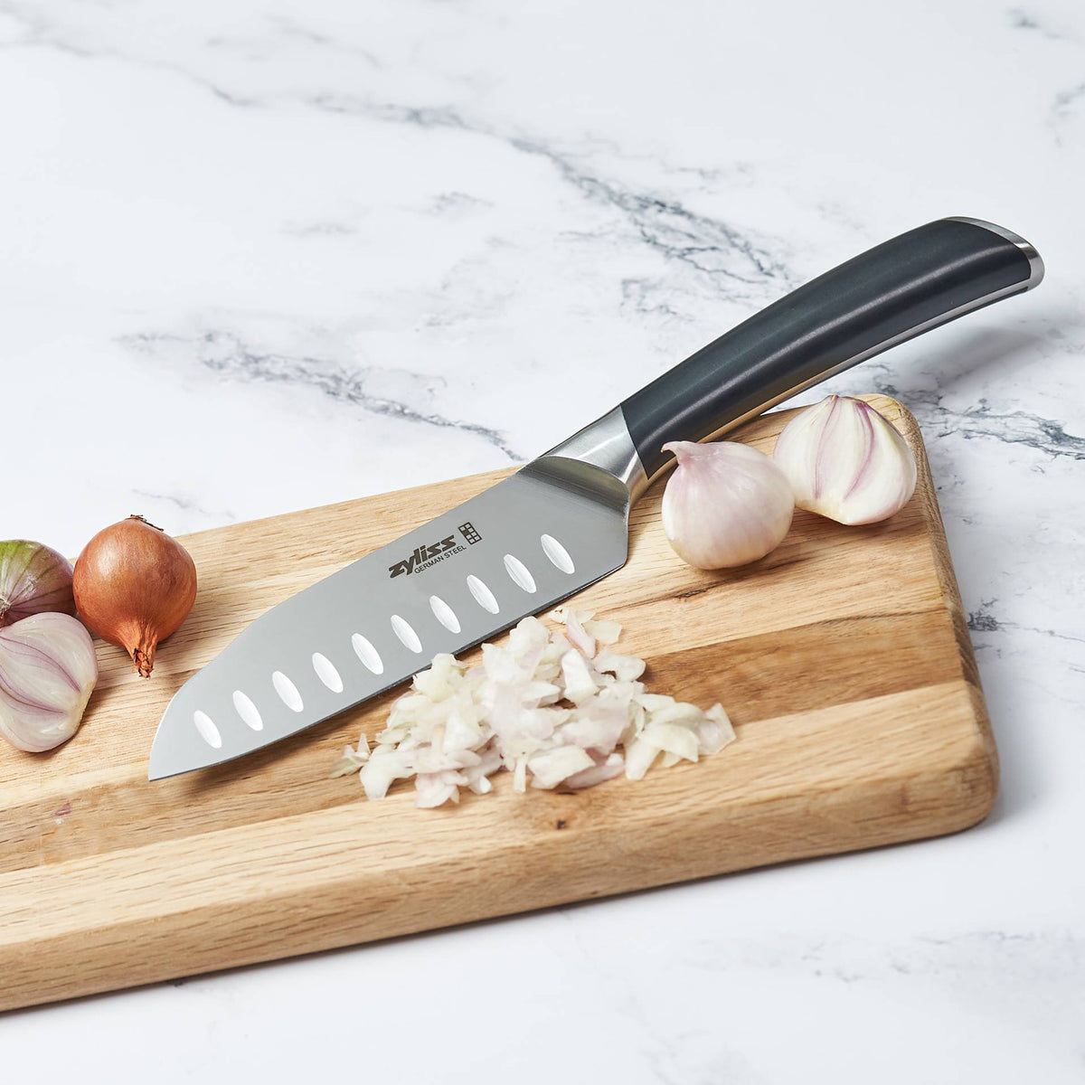 The Best Vegetable Knife for Chopping Vegetables