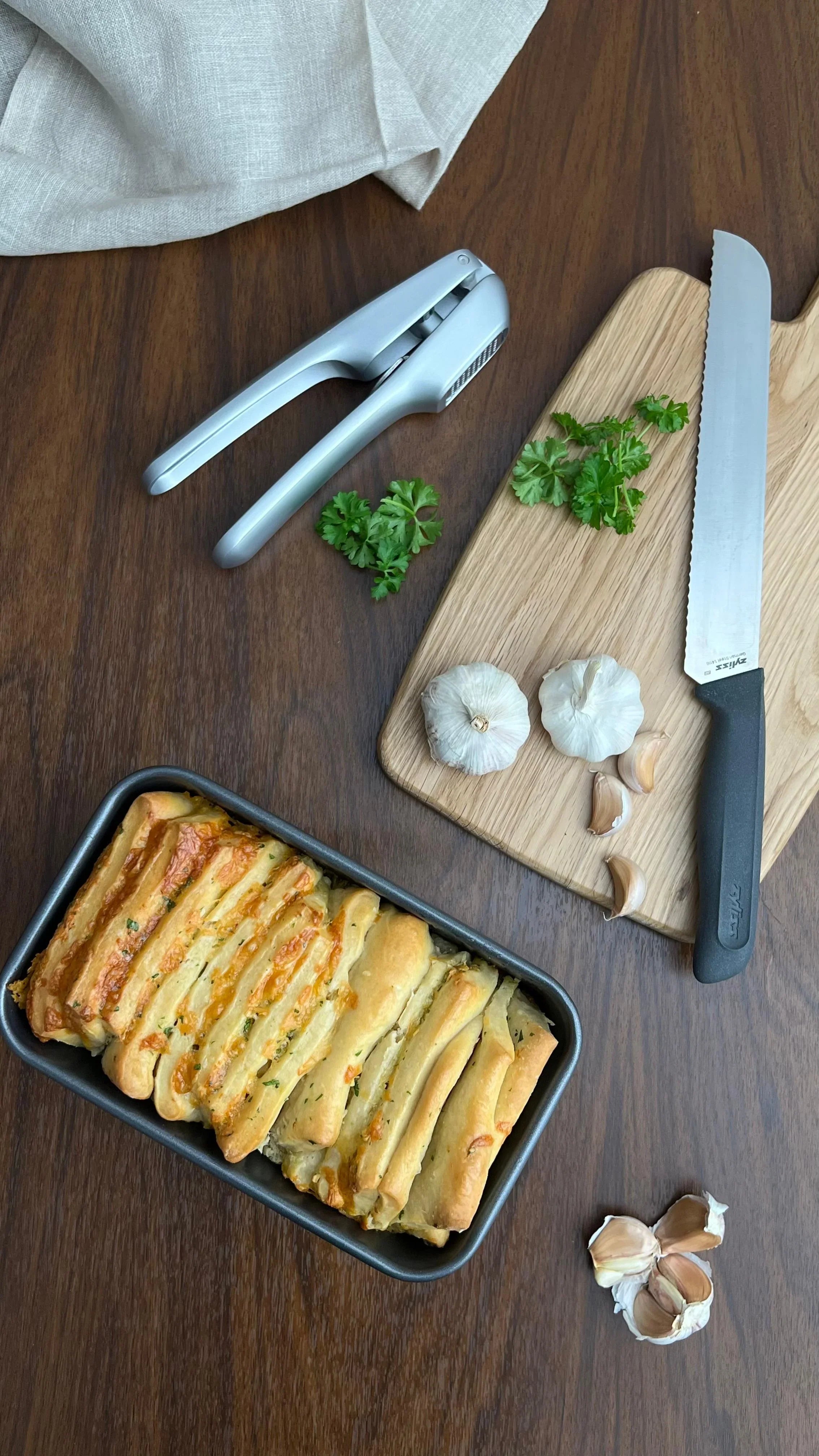 Pull Apart Garlic Bread