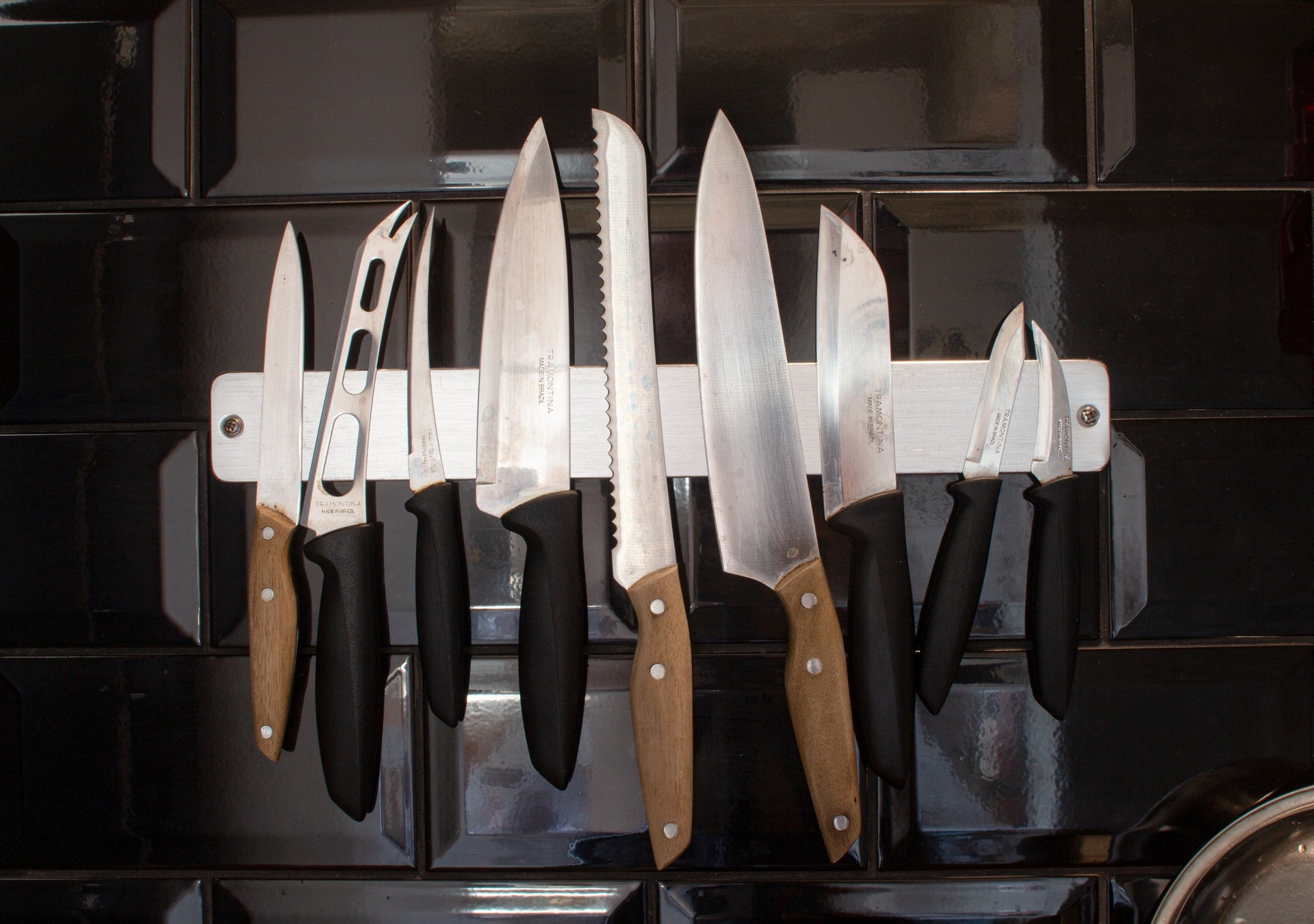 Types of Kitchen Knives & Their Uses, Complete Guide