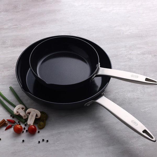 Ultimate Pro Ceramic 20cm & 28cm Frying Pan Set - Zyliss UK