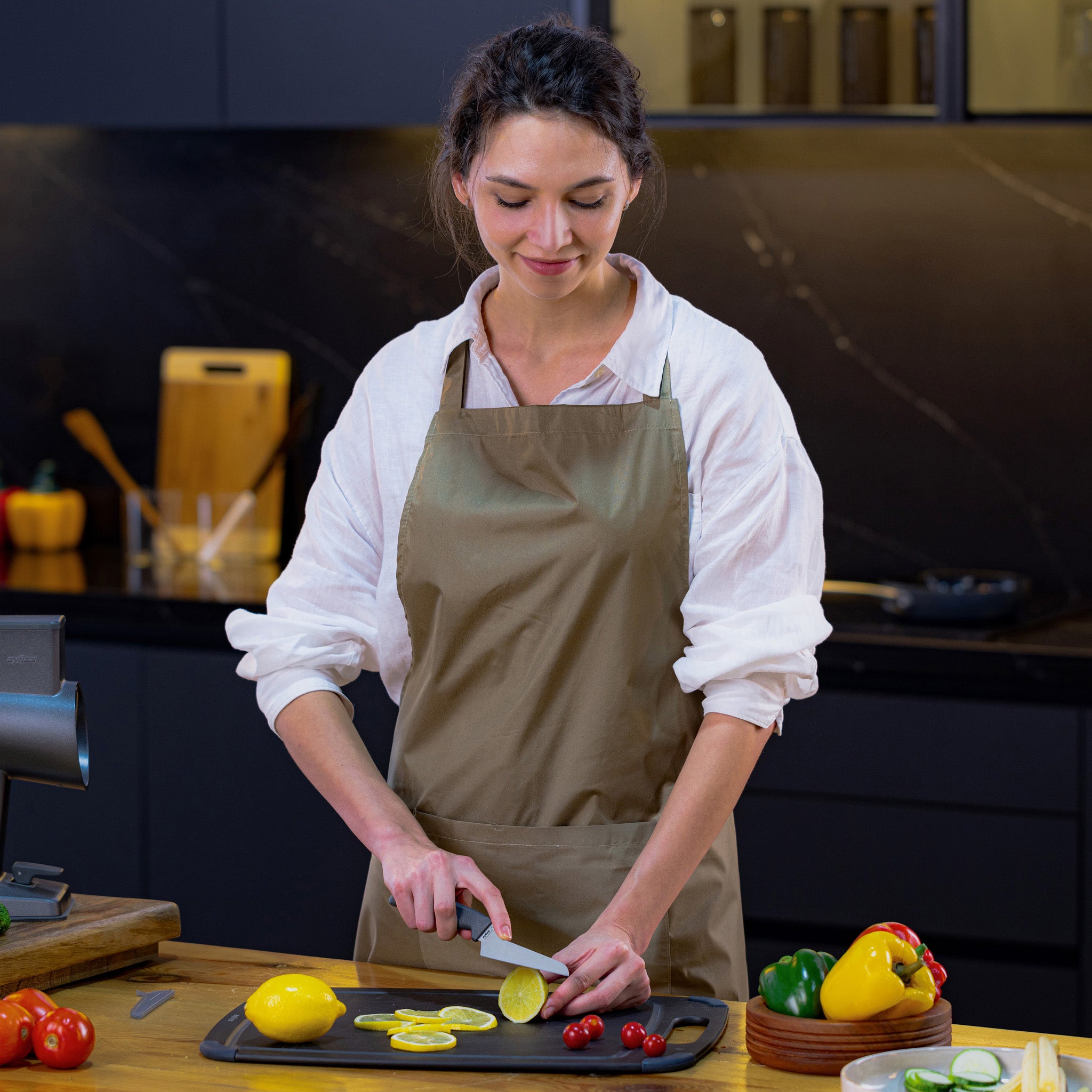 Zyliss Offset Knife – Ergonomically Designed for Precision Cutting