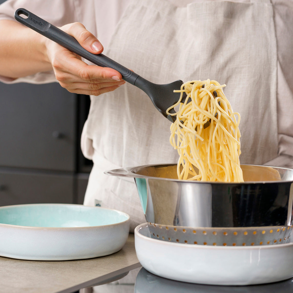 Spaghetti Sever Zyliss Spaghetti Server – Tangle-Free Pasta Serving Tool