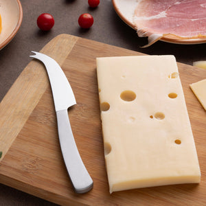 Zyliss Signature Universal Cheese Knife 100mm/3.9in — lifestyle