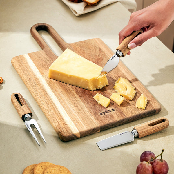 Zyliss Serving Board Acacia Wood S 36x21cm/14x8.2in — in use
