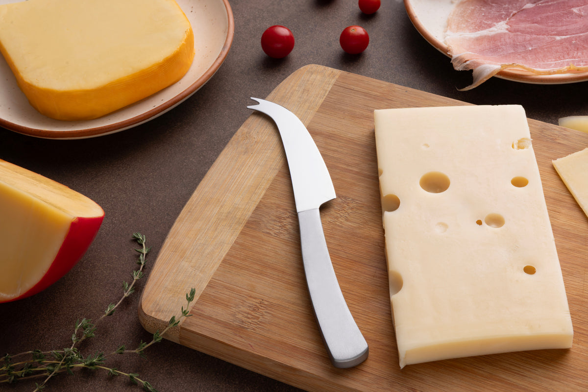 Zyliss Signature Universal Cheese Knife 100mm/3.9in — lifestyle