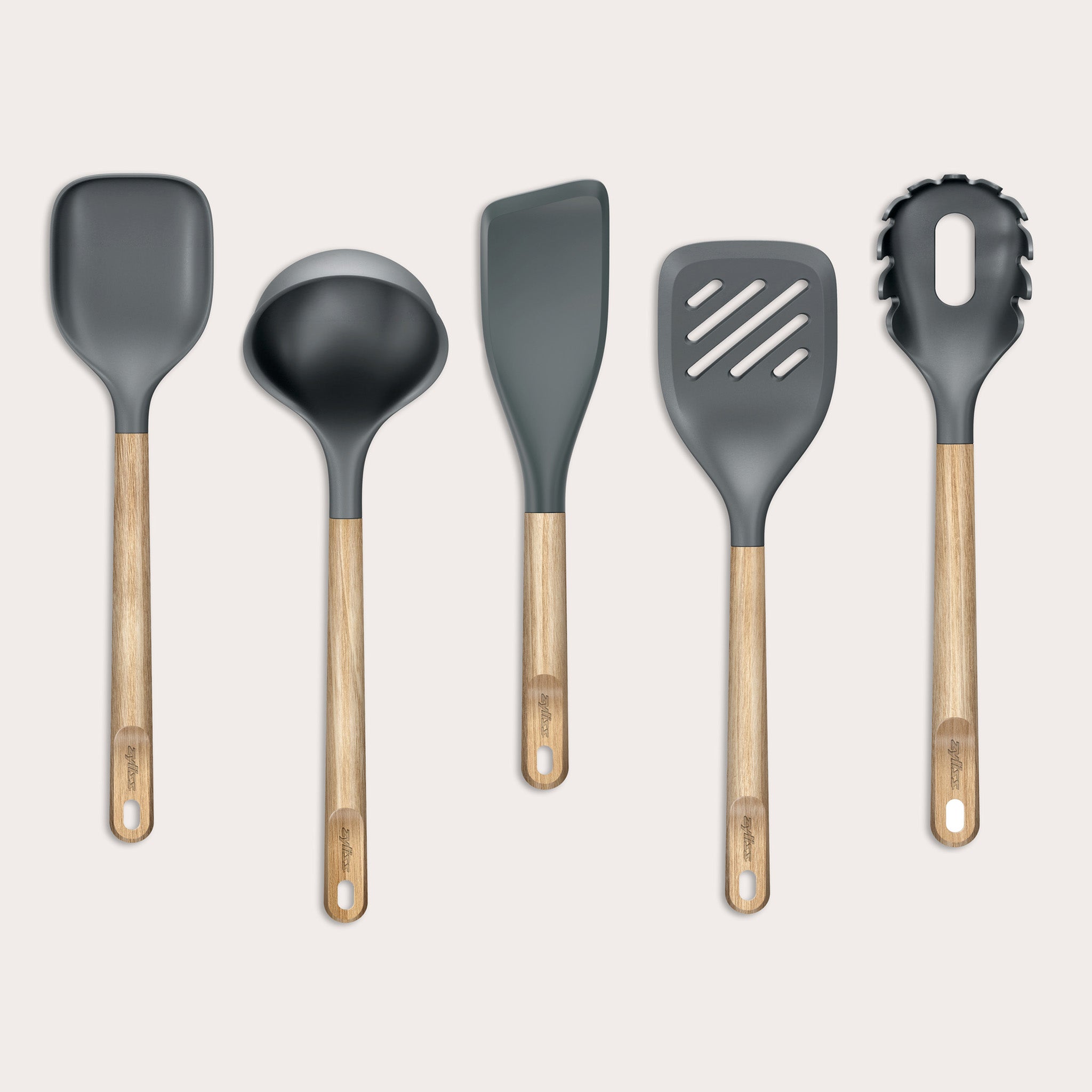 The Zyliss Oak Wood Utensil Set features sturdy wooden handles, making it perfect for any culinary task.